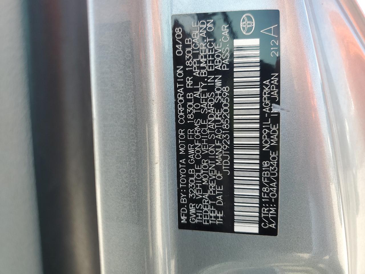 2008 Toyota Yaris VIN: JTDJT923185200598 Lot: 68918055