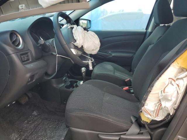  NISSAN VERSA 2019 Szary