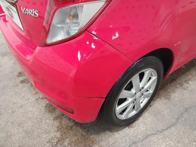 2013 TOYOTA YARIS TR V
