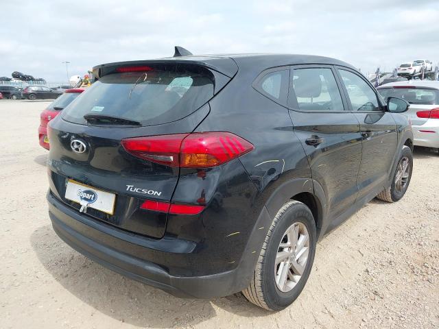 2018 HYUNDAI TUCSON S C