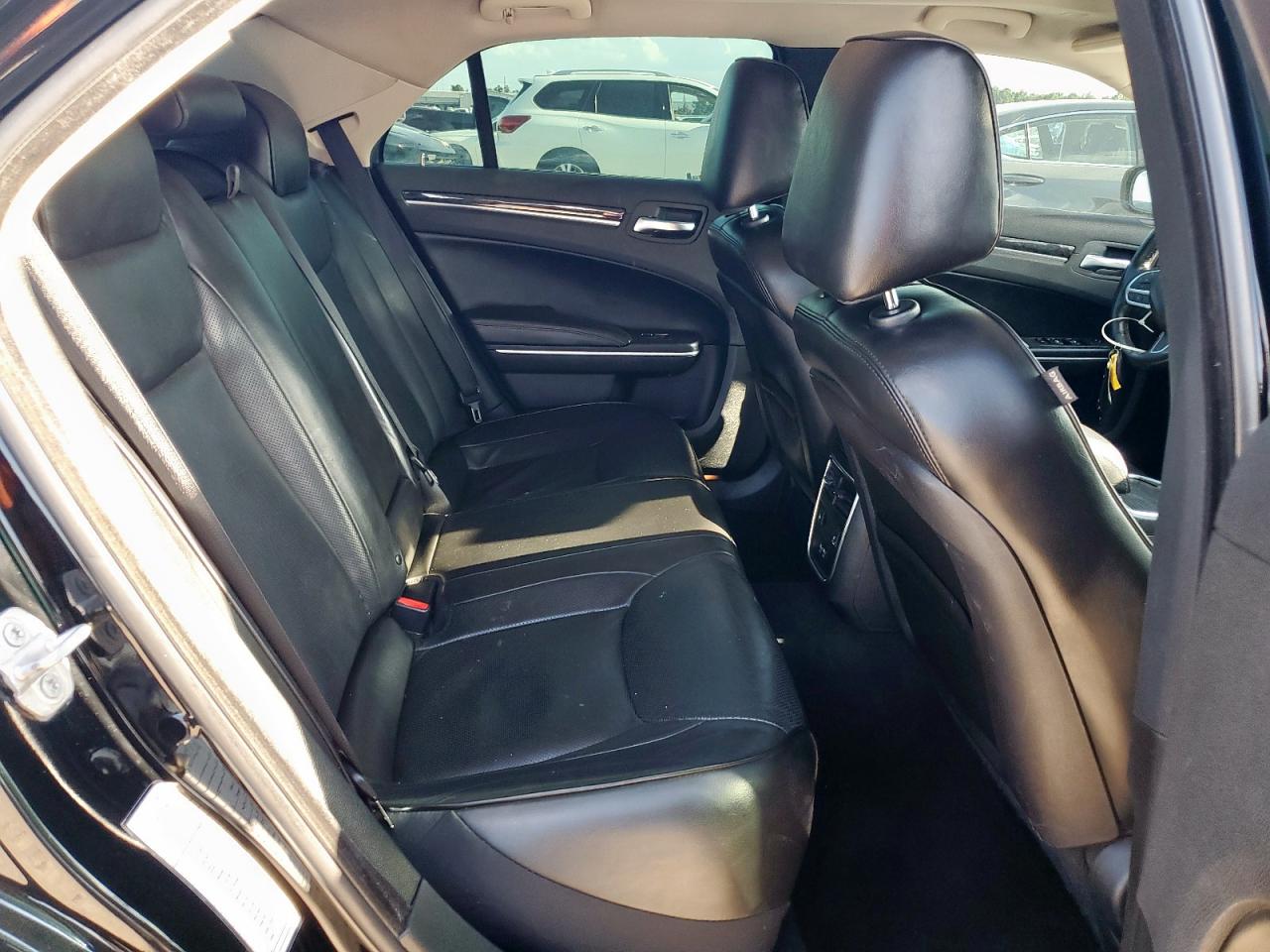 2019 Chrysler 300 Limited VIN: 2C3CCAEG8KH577488 Lot: 66355685