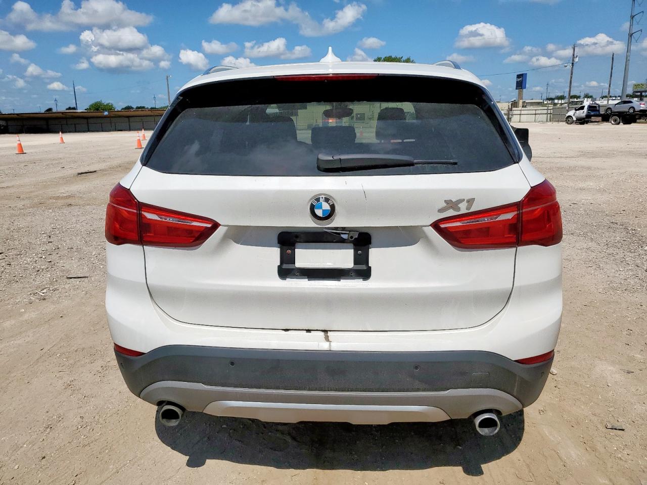 2017 BMW X1 xDrive28I VIN: WBXHT3Z34H4A57191 Lot: 68084095