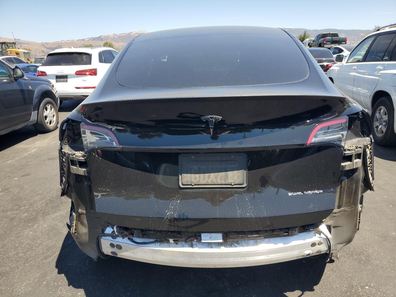 2023 Tesla Model Y VIN: 7SAYGDEF7PF761853 Lot: 67068365