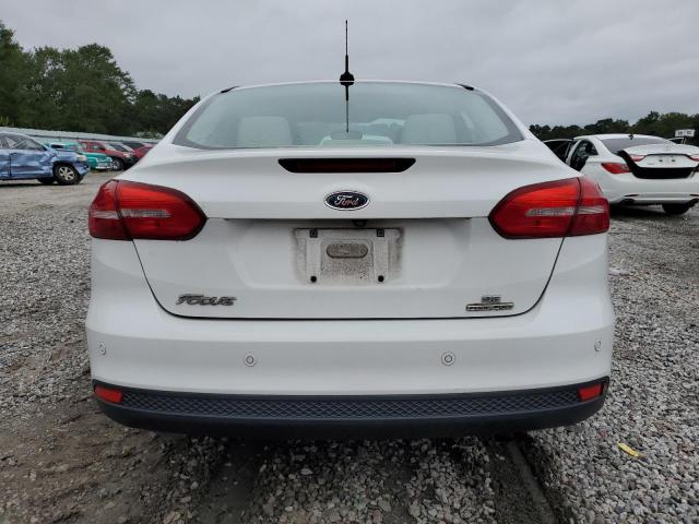  FORD FOCUS 2015 White