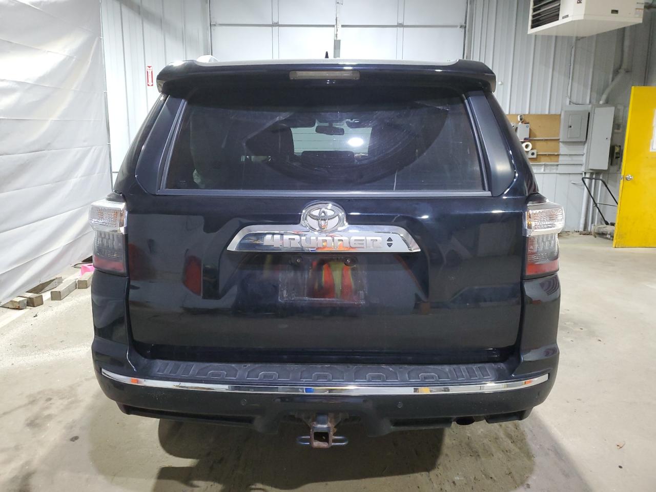 2015 Toyota 4Runner Sr5/Sr5 Premium VIN: JTEBU5JR2F5274864 Lot: 67596615