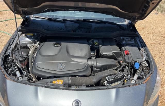  MERCEDES-BENZ CLA-CLASS 2019 Szary