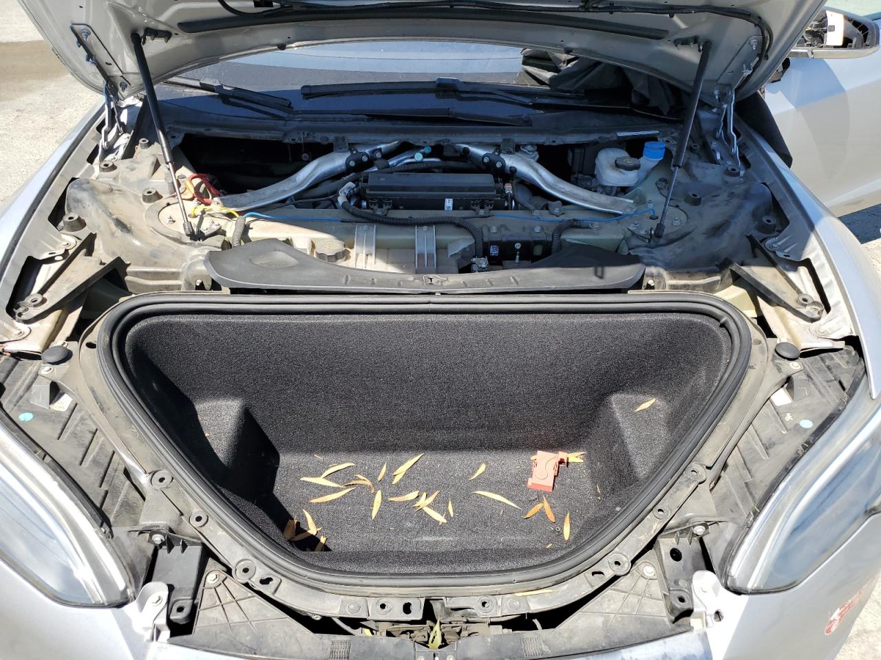 2018 Tesla Model S VIN: 5YJSA1E21JF271352 Lot: 68950675