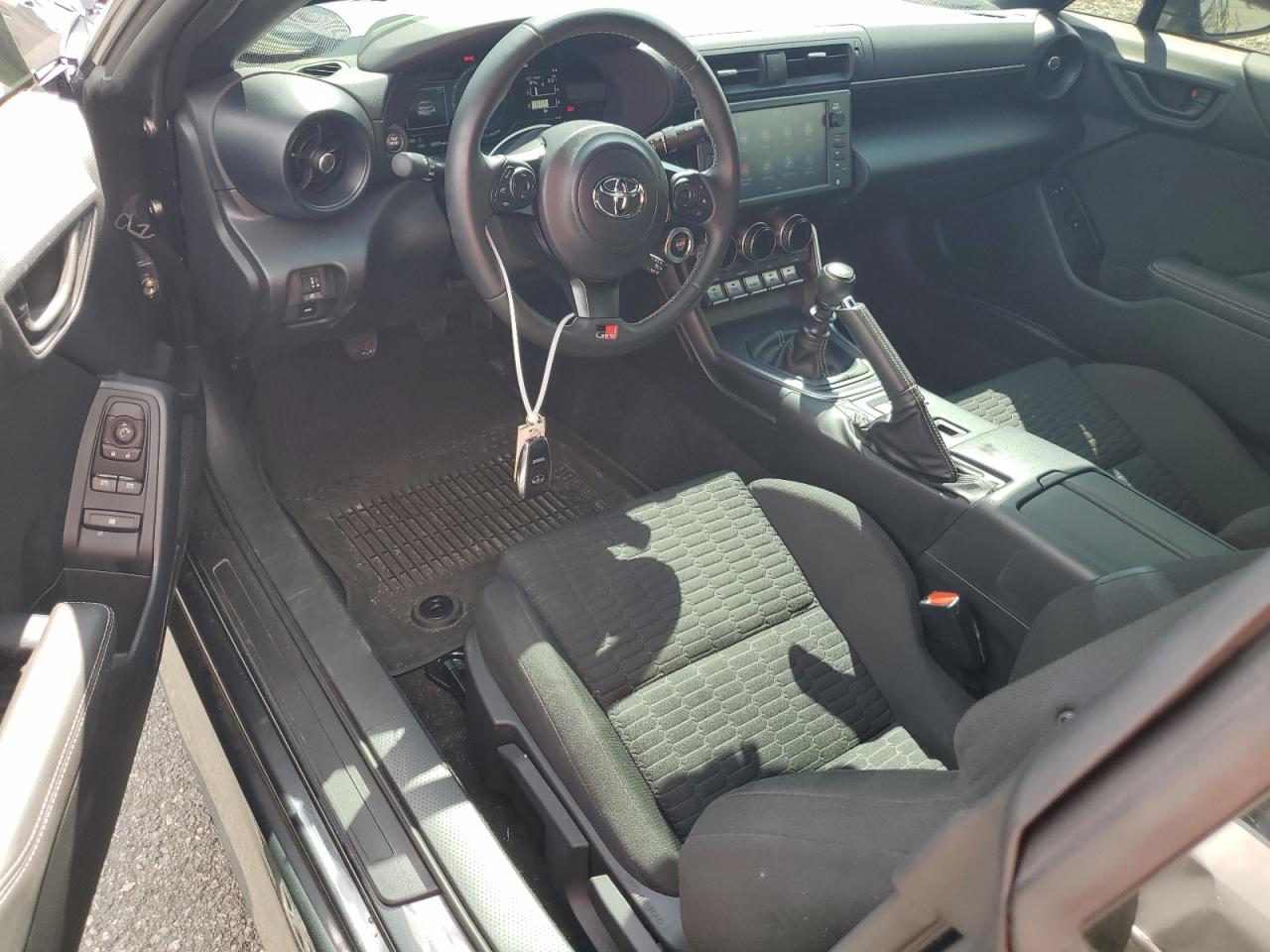 2024 Toyota Gr 86 VIN: JF1ZNBB10R9760325 Lot: 69852155