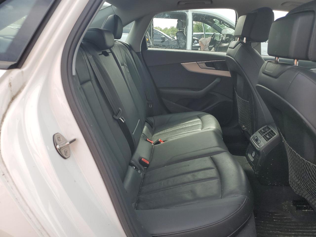 2017 Audi A4 Premium VIN: WAUDNAF47HN054667 Lot: 69371155