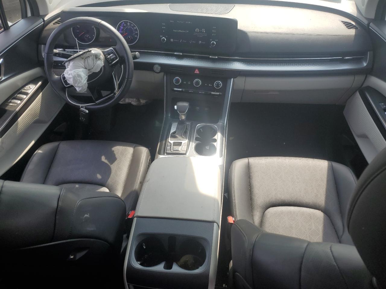 2024 Kia Carnival Lx VIN: KNDNB4H3XR6324749 Lot: 68010565
