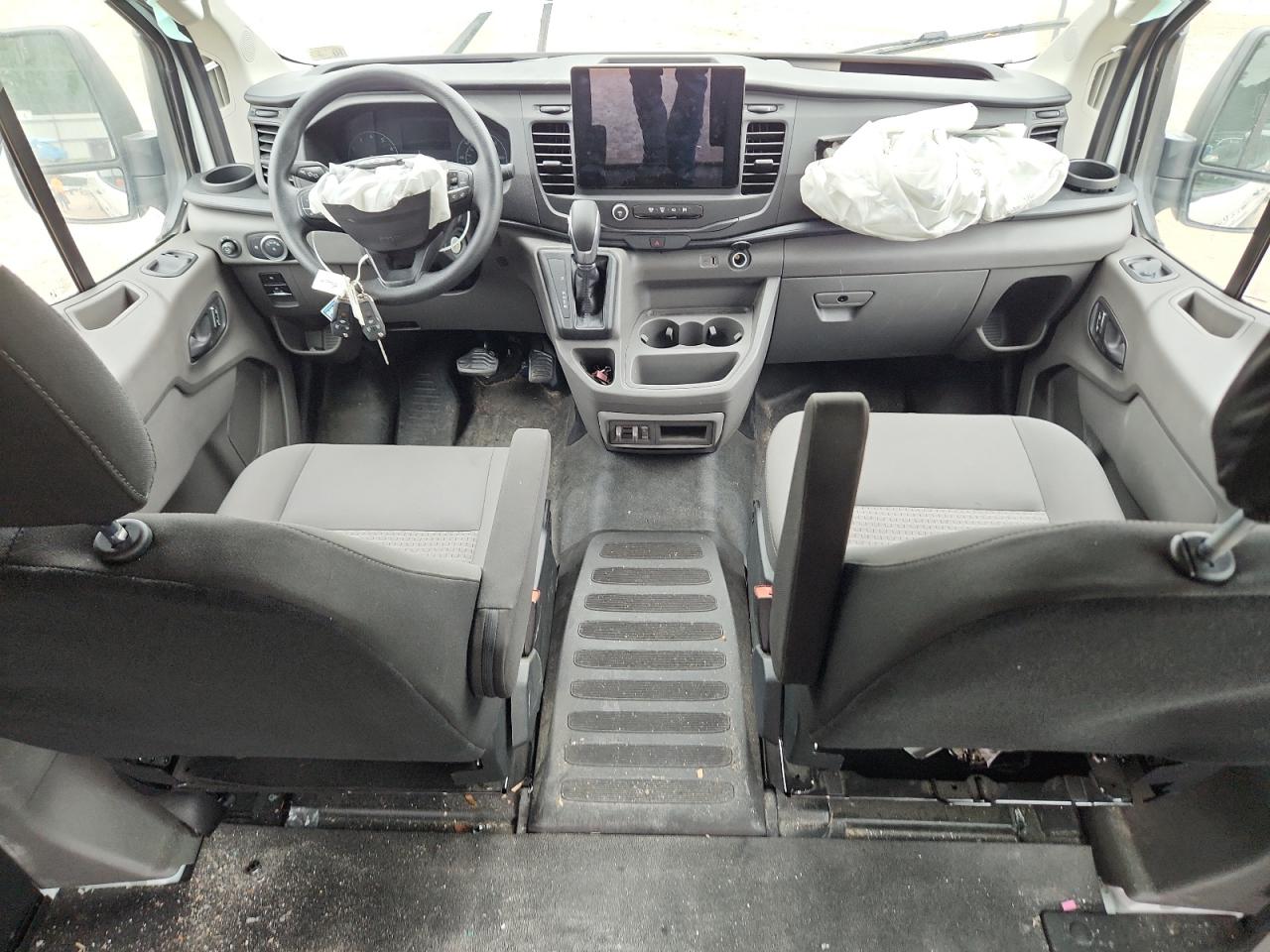 2024 Ford Transit T-250 VIN: 1FTBR1Y88RKA24966 Lot: 68619195