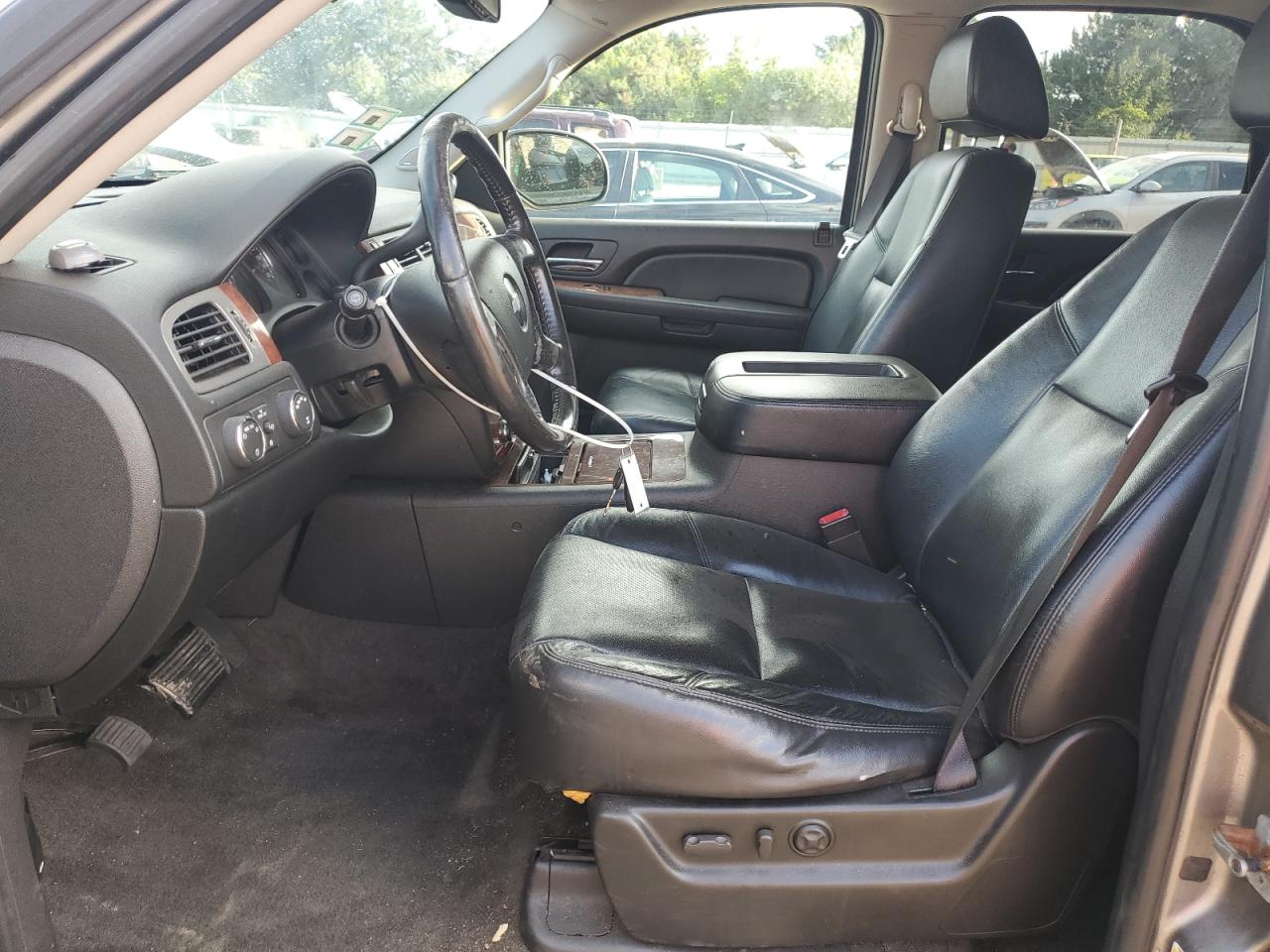 2009 Chevrolet Tahoe K1500 Ltz VIN: 1GNFK330X9R172988 Lot: 70311995