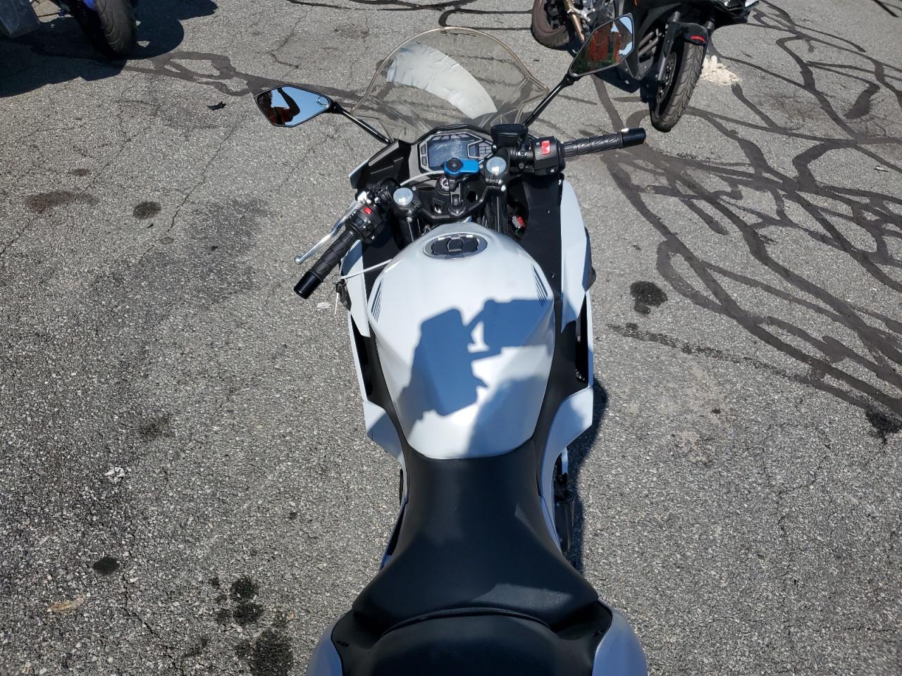 2025 Kawasaki Ex500 VIN: ML5EXGG11SDA52951 Lot: 67720175