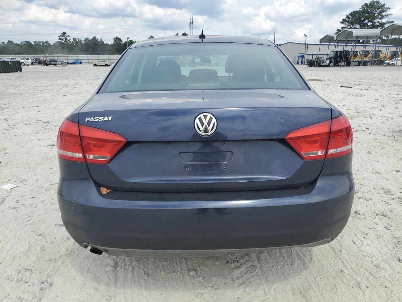 2012 Volkswagen Passat S VIN: 1VWAP7A35CC067596 Lot: 70915715