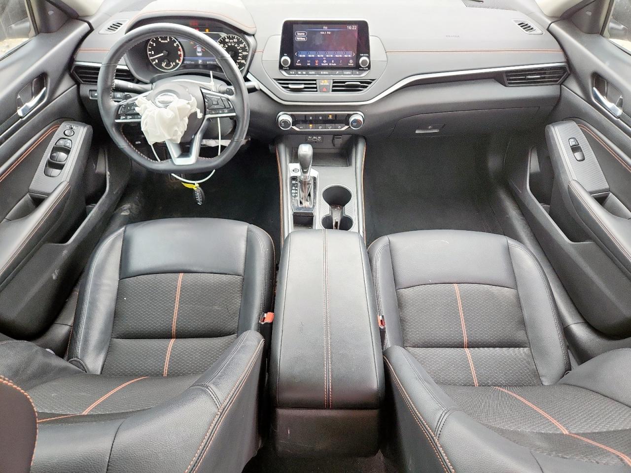 2020 Nissan Altima Sr VIN: 1N4BL4CV8LC157847 Lot: 70748855