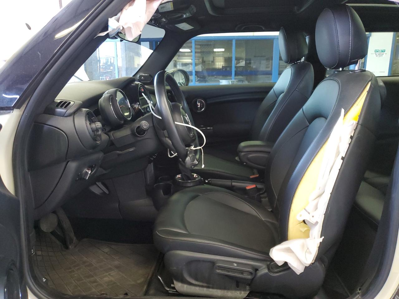 2016 Mini Cooper VIN: WMWXP5C55G2D15406 Lot: 66738535