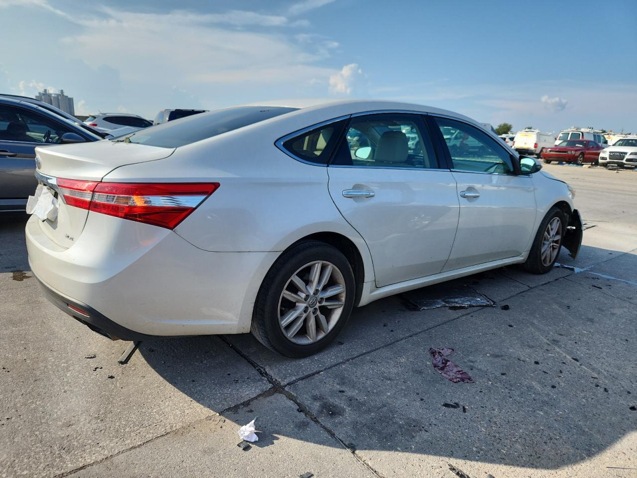2013 Toyota Avalon Base white sedan gas 4T1BK1EB2DU077577 photo #4