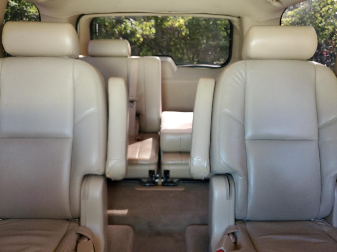 2009 Cadillac Escalade Luxury VIN: 1GYFK23269R251797 Lot: 69872775