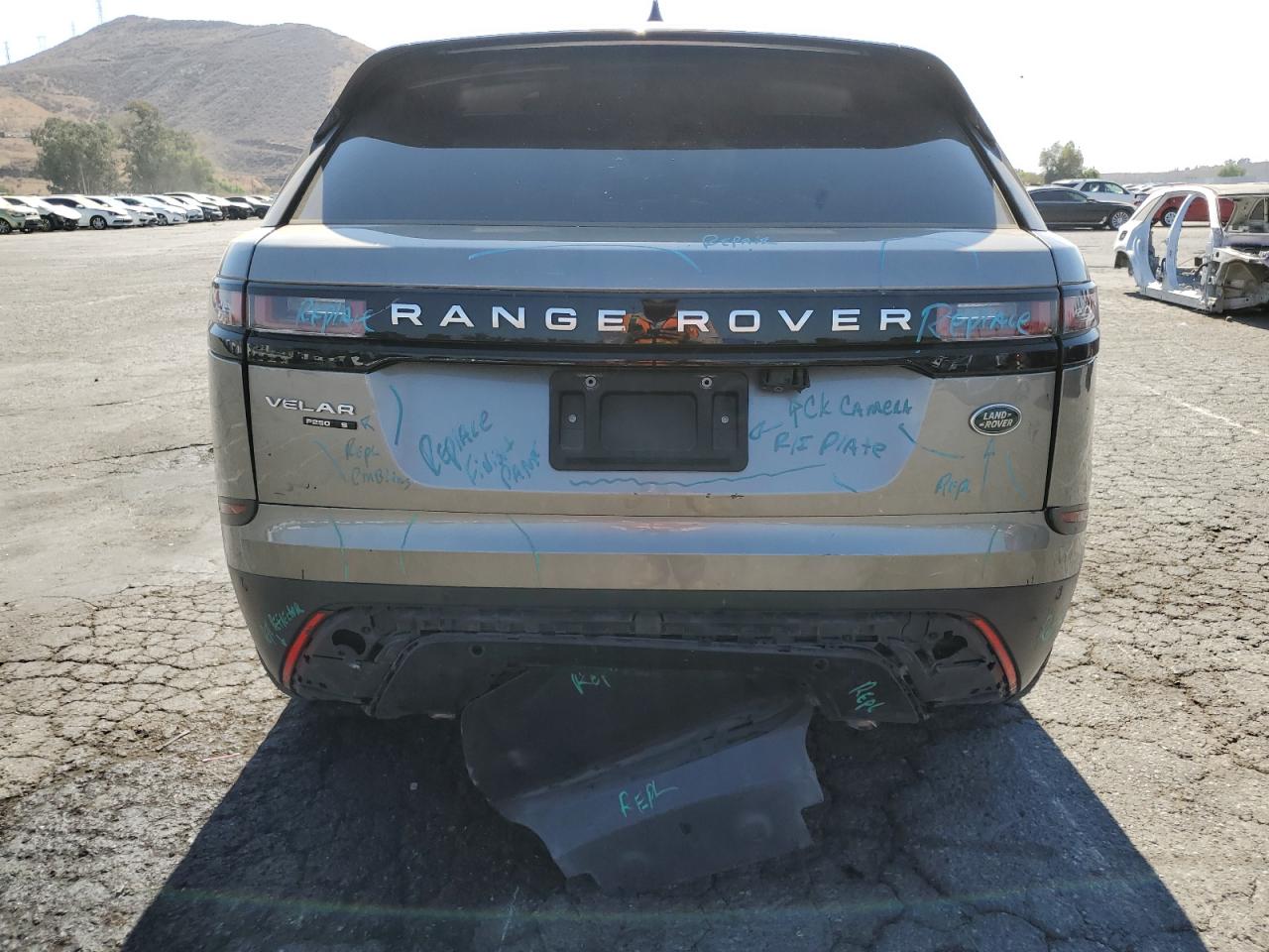 2018 Land Rover Range Rover Velar S VIN: SALYB2RX6JA743114 Lot: 69404335