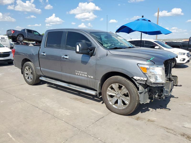  NISSAN TITAN 2018 Серый
