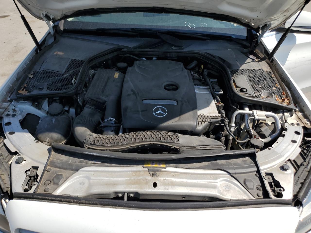 2016 Mercedes-Benz C 300 VIN: 55SWF4JB7GU130688 Lot: 70233295