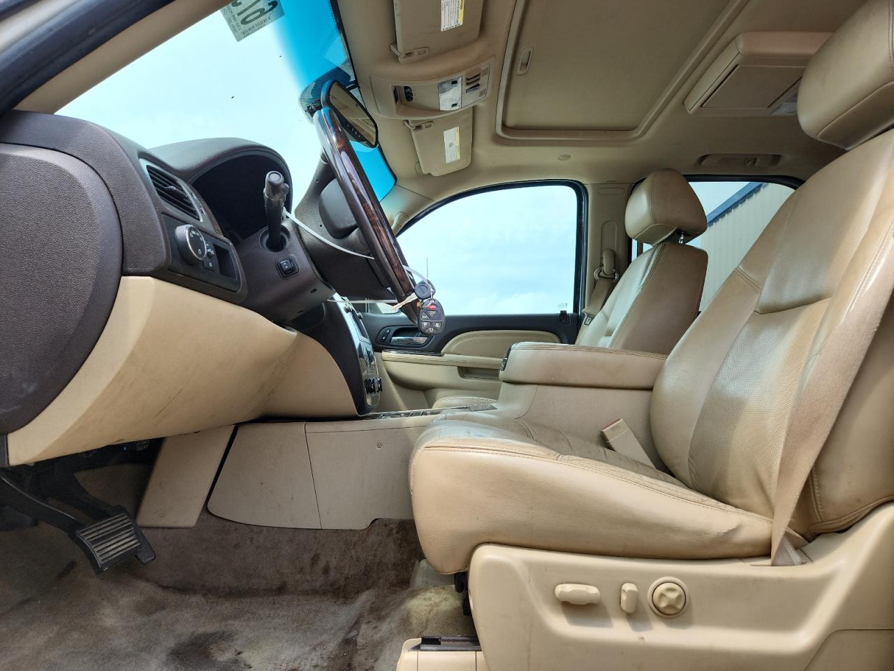 2010 GMC Yukon Denali VIN: 1GKUKEEF0AR166574 Lot: 67936925