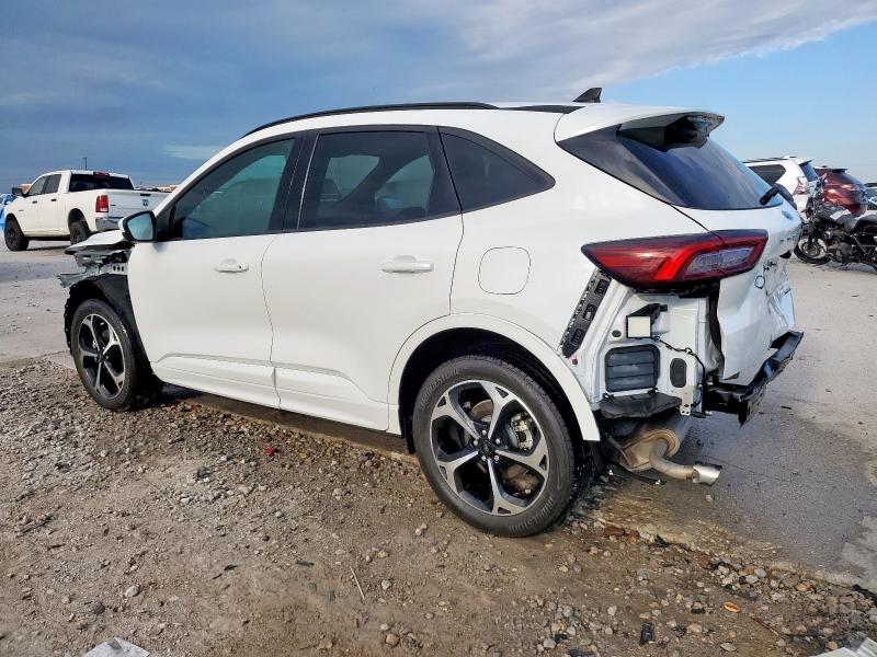  FORD ESCAPE ST 2023 Белы