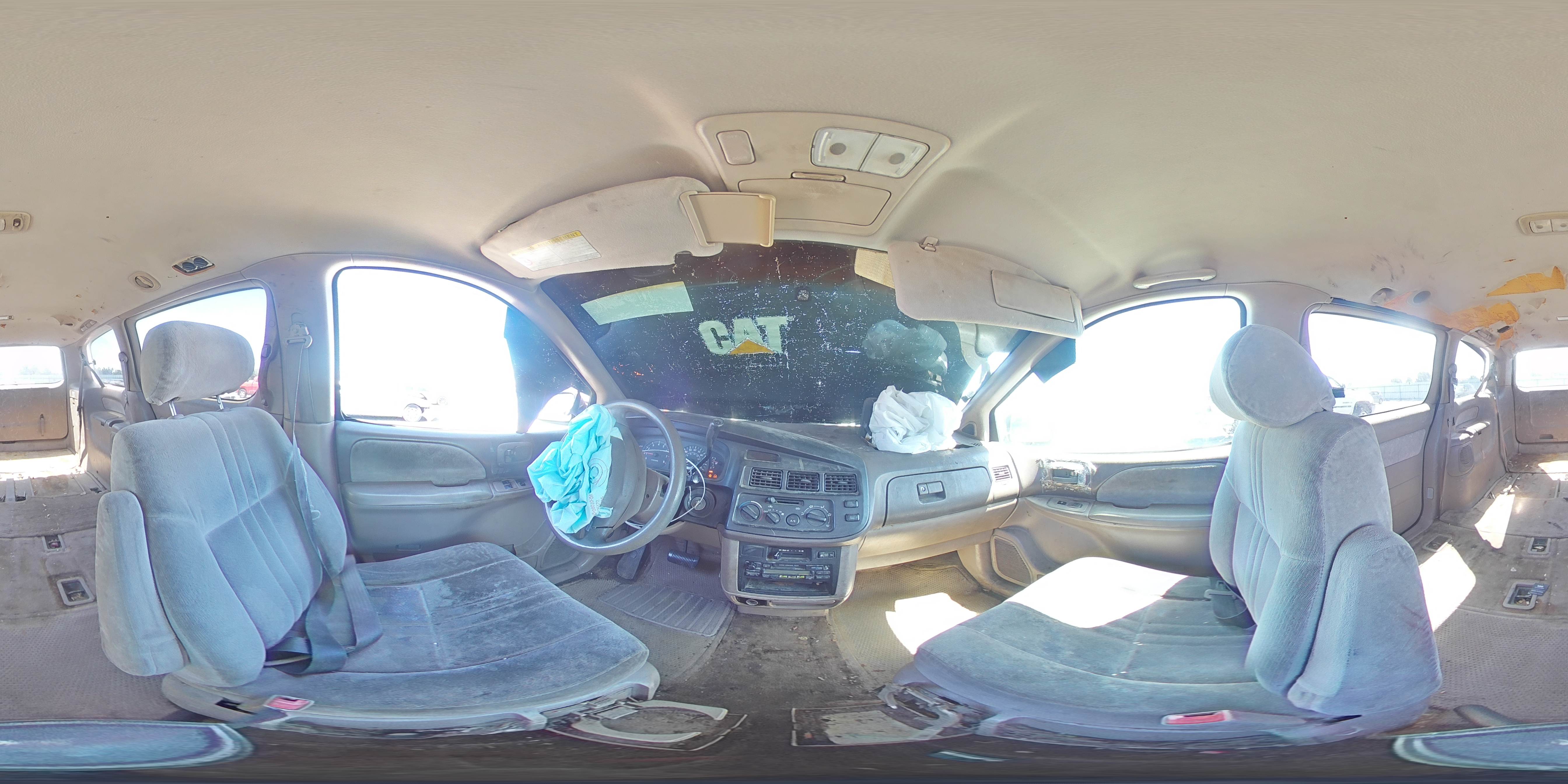 1998 Toyota Sienna Le VIN: 4T3ZF13C3WU035766 Lot: 68006365