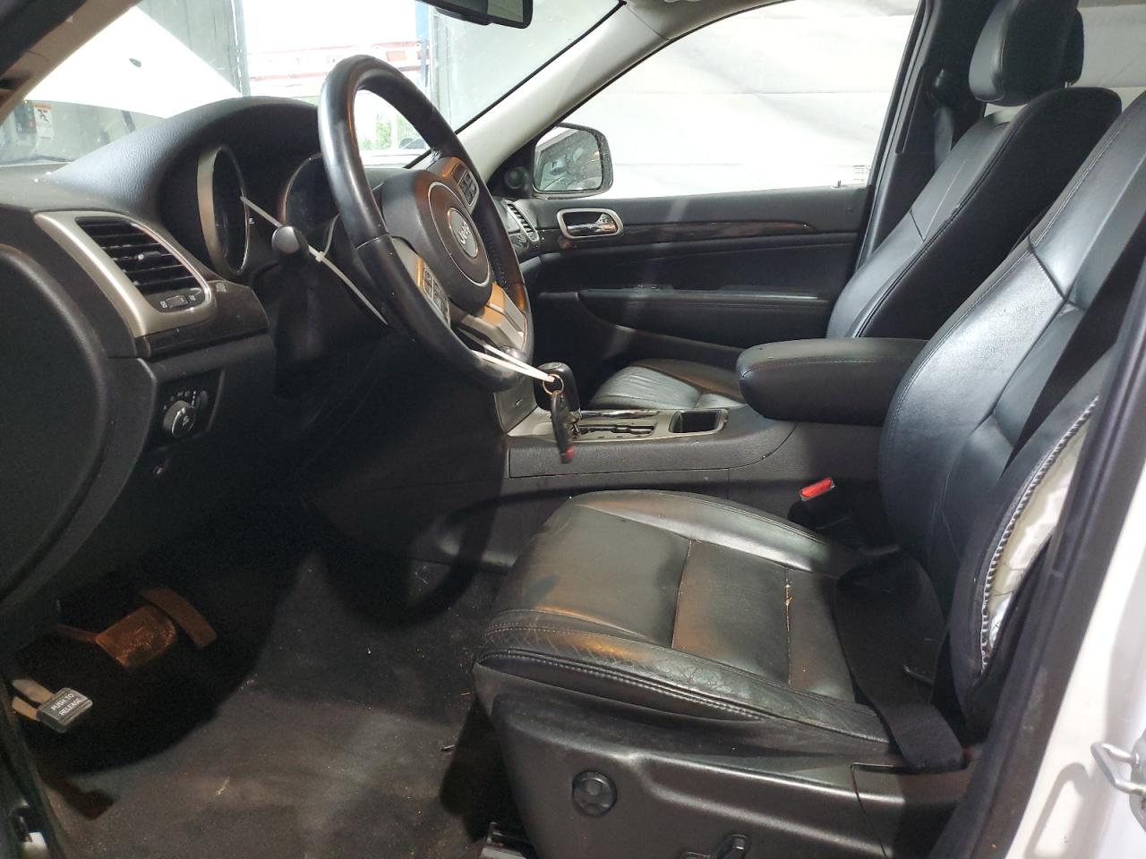 2013 Jeep Grand Cherokee Laredo VIN: 1C4RJFAG0DC562018 Lot: 70832955