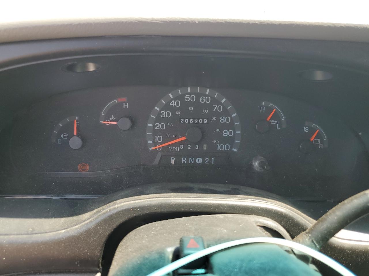 2002 Ford Econoline E350 Super Duty Van VIN: 1FTSE34L72HA18595 Lot: 68352825