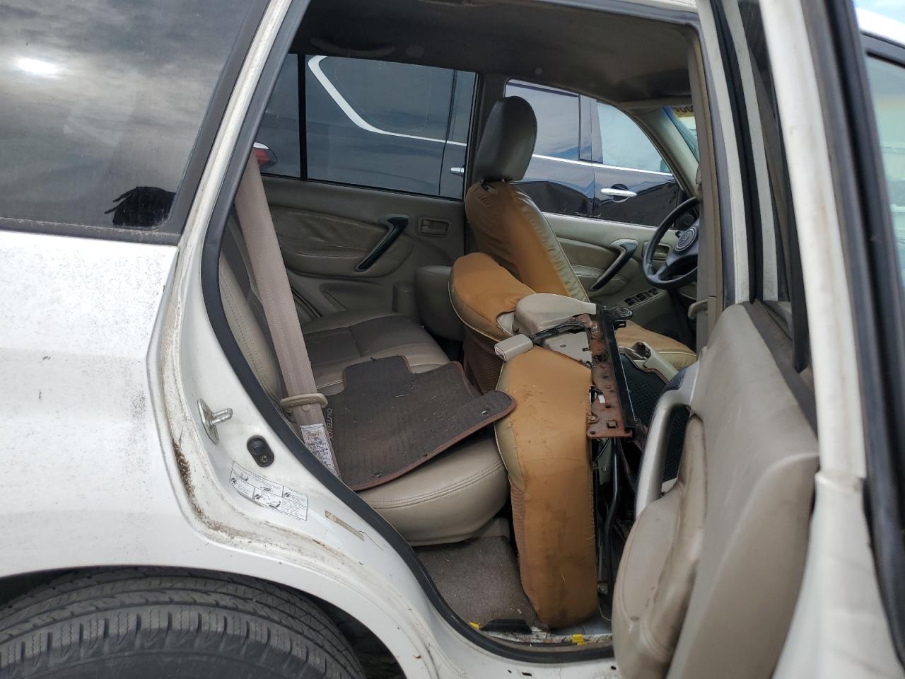 2001 Toyota Rav4 VIN: JTEHH20V810076713 Lot: 70858935