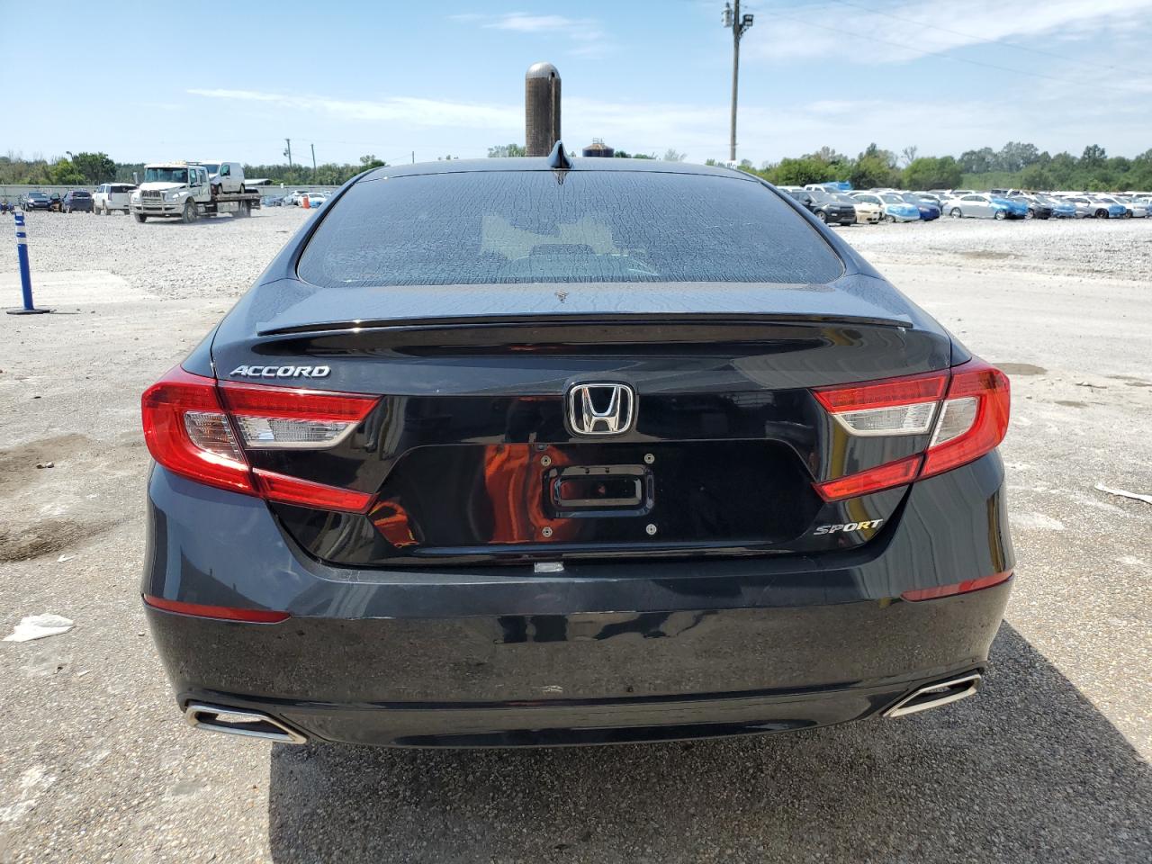 2022 Honda Accord Sport VIN: 1HGCV1F3XNA048565 Lot: 70816085