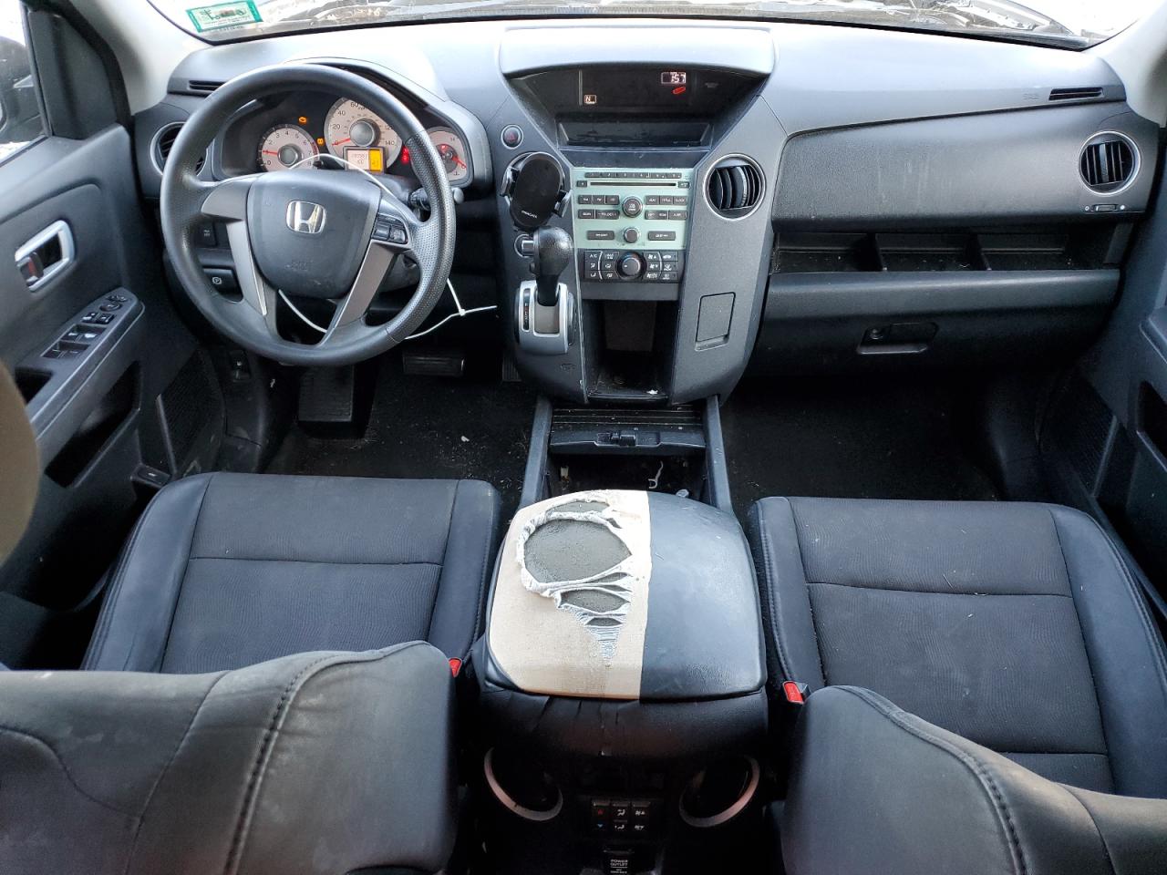 2011 Honda Pilot Lx VIN: 5FNYF4H24BB031416 Lot: 70064575