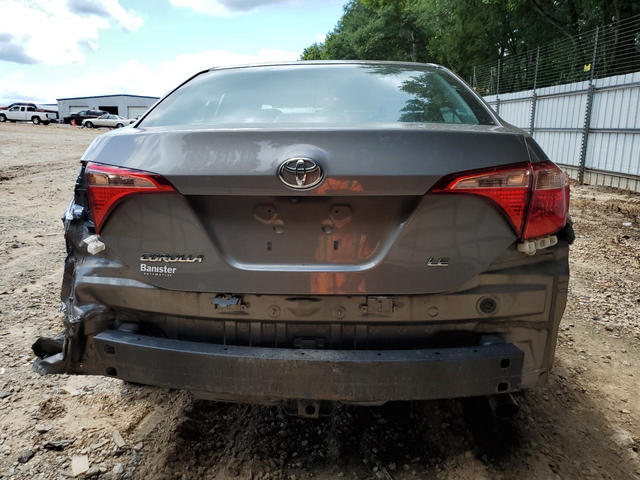 2017 Toyota Corolla L VIN: 5YFBURHE5HP658898 Lot: 68884615