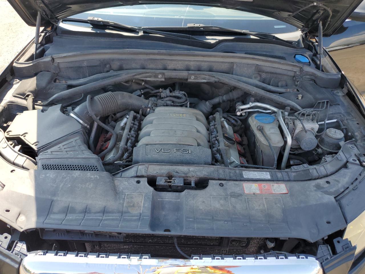 2010 Audi Q5 Premium Plus VIN: WA1LKCFP4AA011456 Lot: 68119395