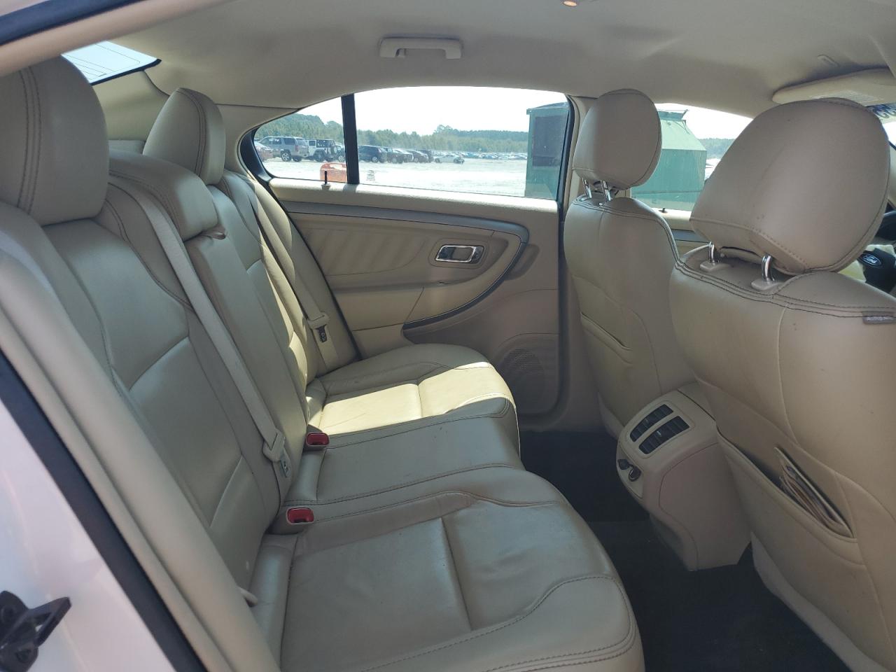 2014 Ford Taurus Sel VIN: 1FAHP2E83EG128536 Lot: 69189355