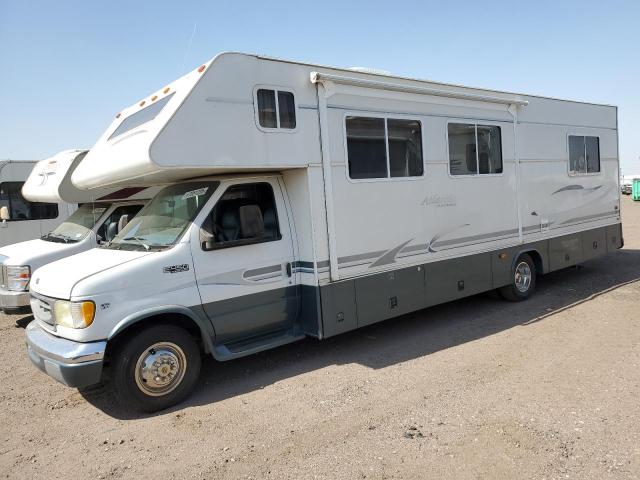 2001 Ford Econoline E450 Super Duty Cutaway Van