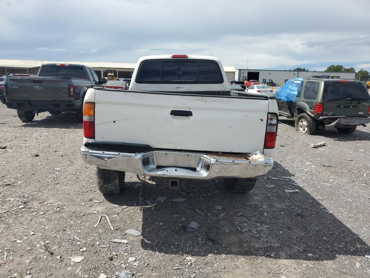 2000 Toyota Tacoma Xtracab VIN: 4TAWN72N0YZ665612 Lot: 67818105
