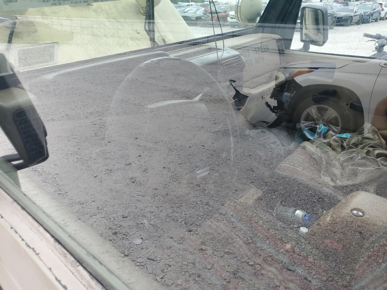 2000 Jeep Wrangler / Tj Se VIN: 1J4FA29P6YP724100 Lot: 69690835