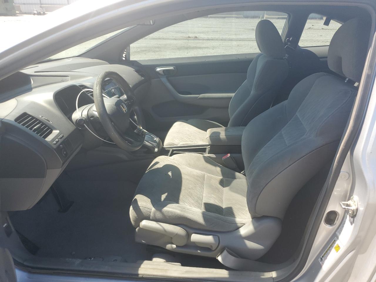 2008 Honda Civic Lx VIN: 2HGFG12698H508411 Lot: 70508615