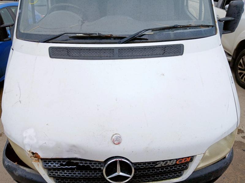 2004 MERCEDES BENZ SPRINTER 2