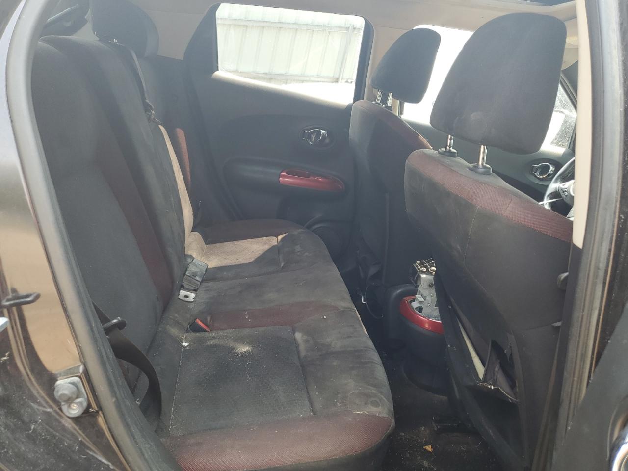 JN8AF5MV8FT564612 2015 Nissan Juke S