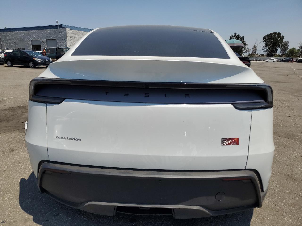 2026 Tesla Model Y VIN: 7SAYGDEE8TF331279 Lot: 68311545