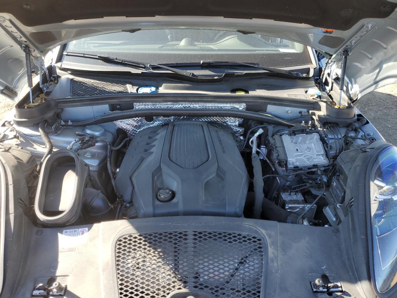 2023 Porsche Macan Base VIN: WP1AA2A51PLB21814 Lot: 70162885