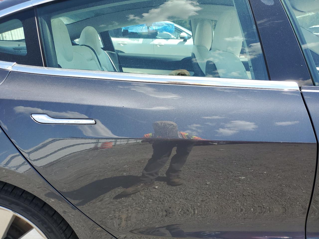 2019 Tesla Model 3 VIN: 5YJ3E1EBXKF238182 Lot: 70222775