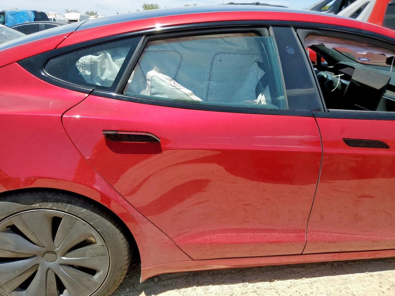 2022 Tesla Model S VIN: 5YJSA1E53NF458821 Lot: 69455905
