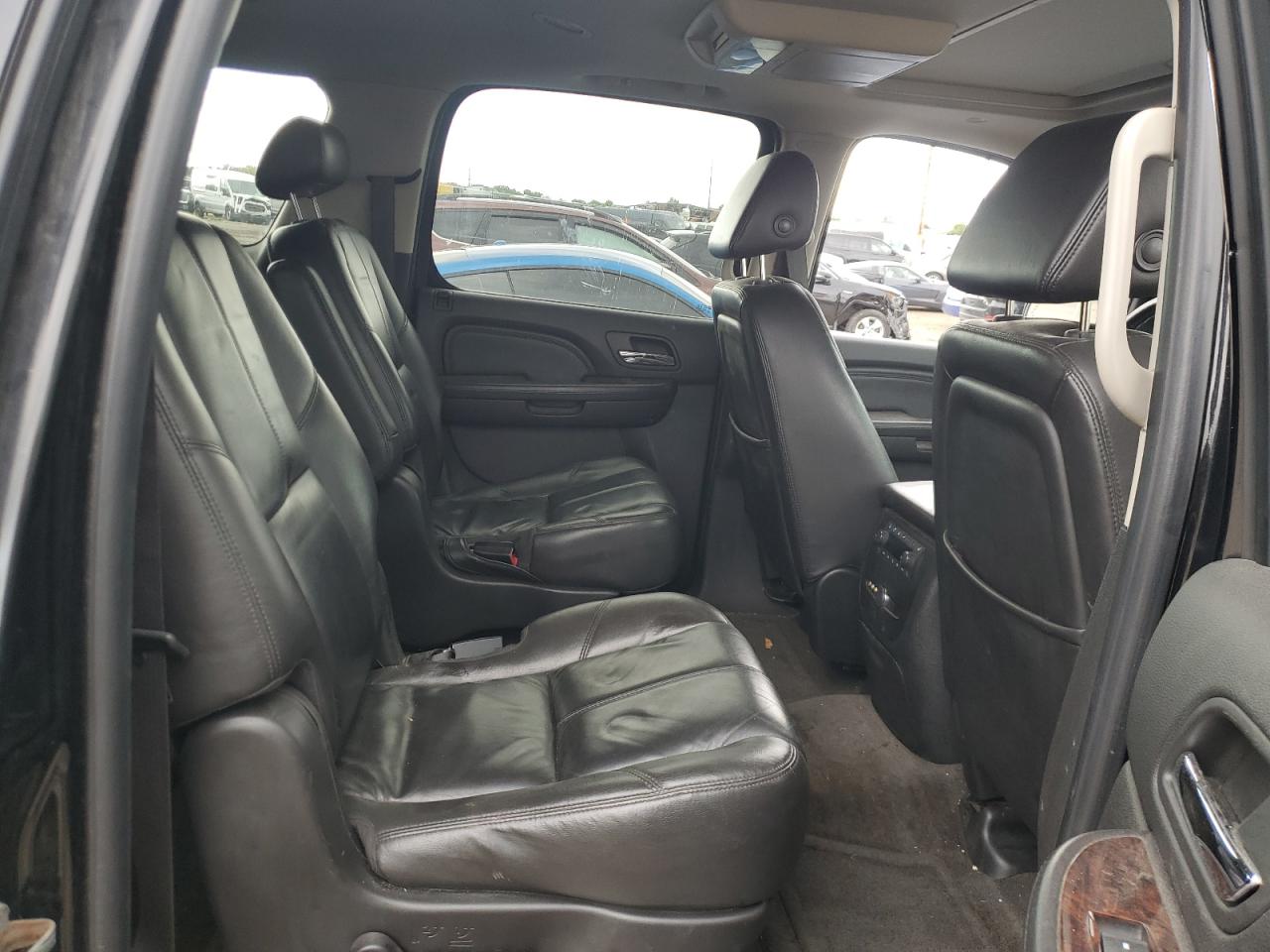 2008 GMC Yukon Xl Denali VIN: 1GKFK668X8J194714 Lot: 69285985