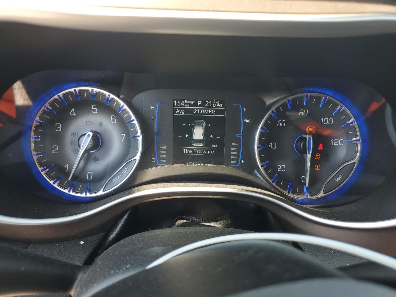 2019 Chrysler Pacifica Touring L VIN: 2C4RC1BG6KR624781 Lot: 68725595