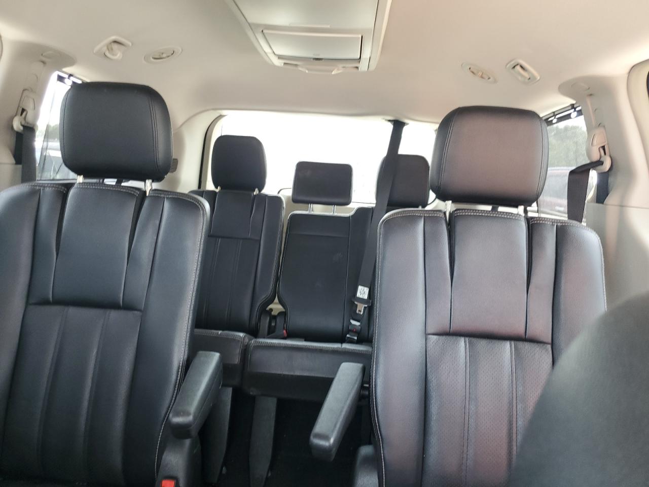 2013 Chrysler Town & Country Touring L VIN: 2C4RC1CG8DR596757 Lot: 68474035