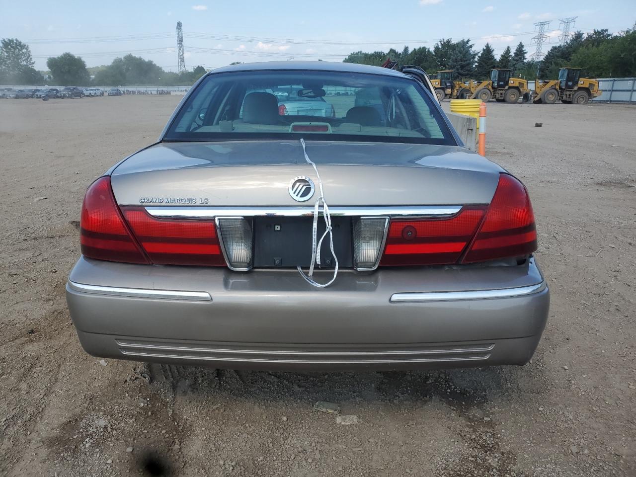 2004 Mercury Grand Marquis Ls VIN: 2MEFM75W04X686387 Lot: 68679465